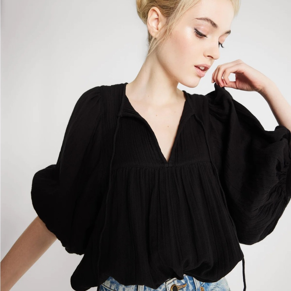 Mille Thalia Black  Boho blouse with puff sleeves size small